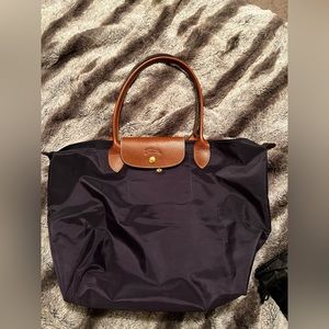 Longchamp Le Pilage Large tote in Bilberry